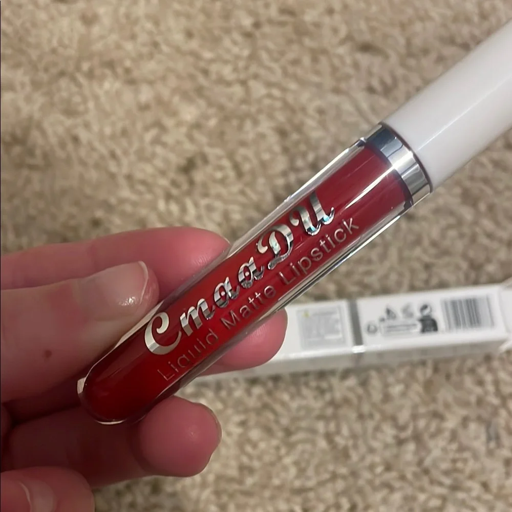 Bold Red Liquid Matte Lipstick